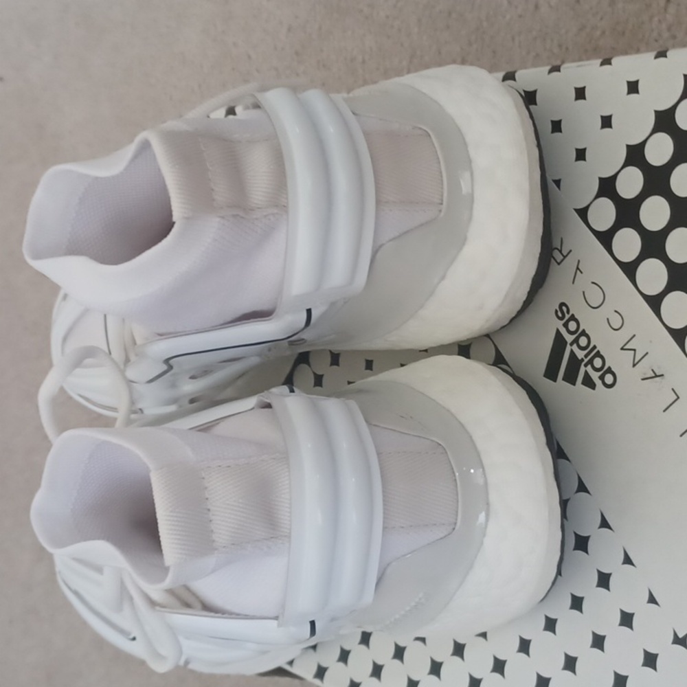 Adidas by Stella McCartney Ultra Boost 22 Elevated White Sneakers Women's SZ 7.5 - Picture 5 of 8